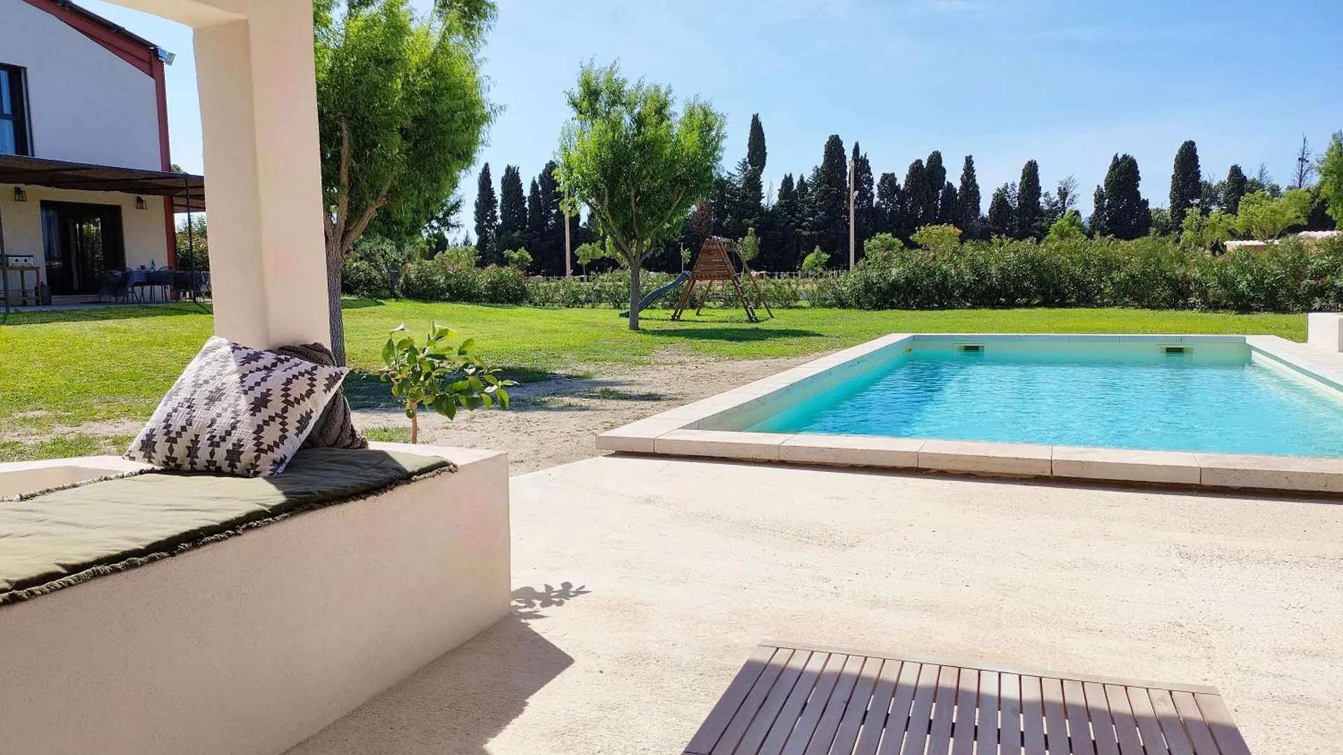 Loft Avec Piscine Privee En Campagne Proche Saint Remy De Provence Villa Maillane 0*,