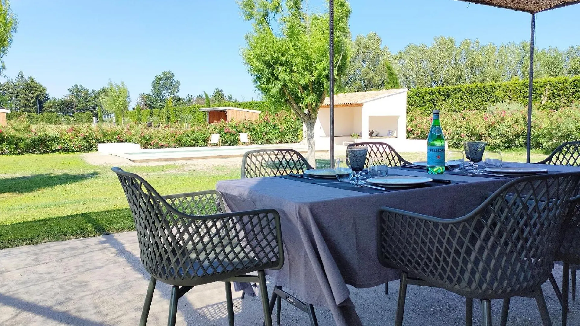 Loft Avec Piscine Privee En Campagne Proche Saint Remy De Provence Villa Maillane